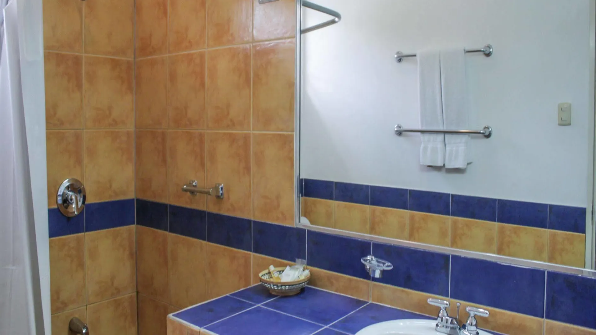 ***  L'Orchidee Boutique Hotel Belmont Trinidad And Tobago