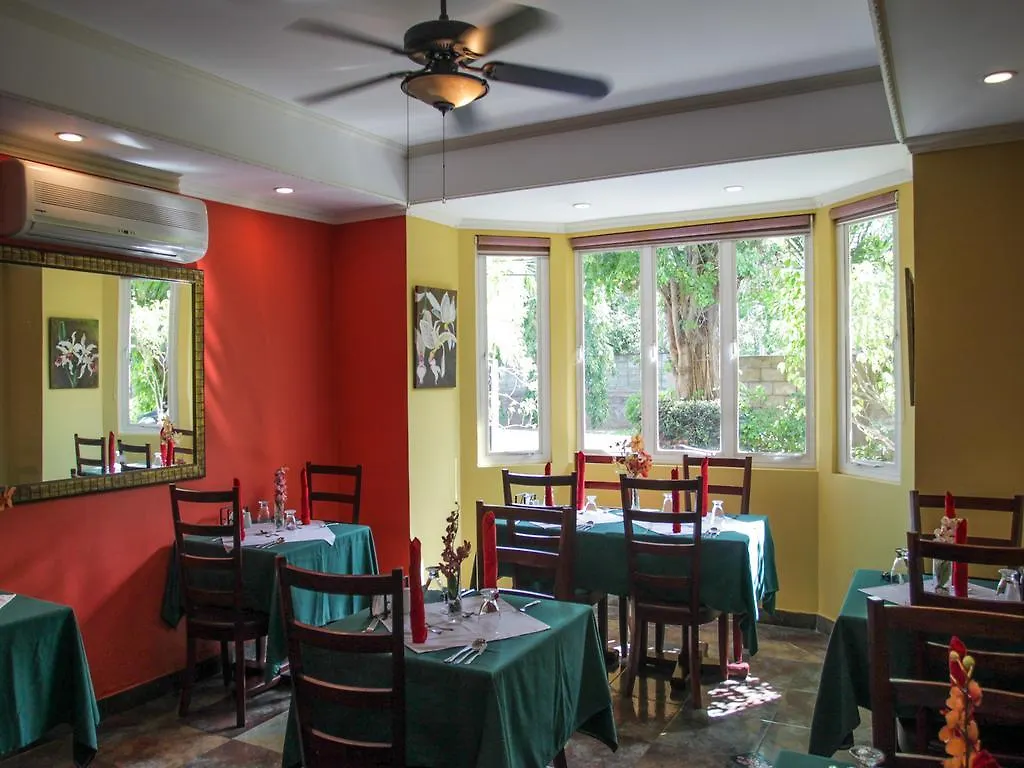 L'Orchidee Boutique Hotel Belmont